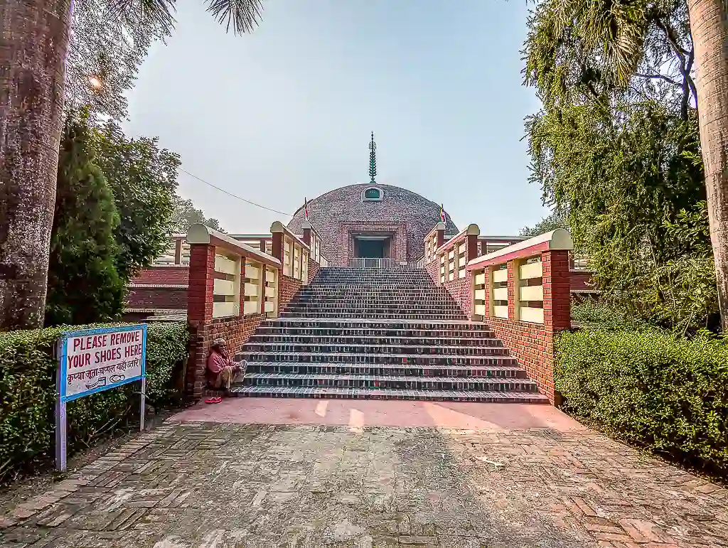 Indo-Japan-Srilanka-Temple-Kushinagar Indo-Japan-Sri Lanka Temple, a significant Buddhist site in Kushinagar, reflecting cross-cultural harmony.
