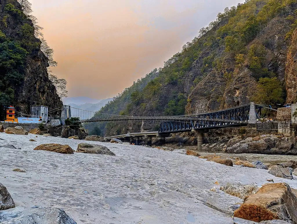 Malakunthi Bridge Rishikesh, Uttarakhand Malakunthi Bridge Rishikesh, Uttarakhand